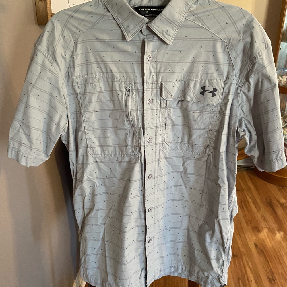 Mens UNDER ARMOUR S/S size Small